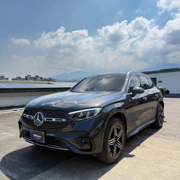 Mercedes Benz > GLC300 Hibrida 2024