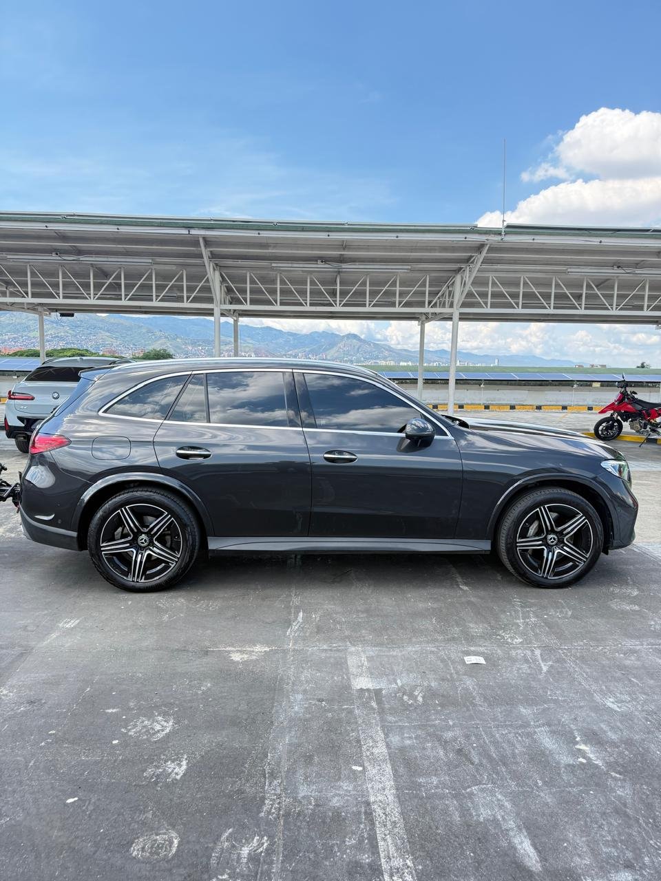 Mercedes Benz > GLC300 Hibrida 2024 - Imagen 4