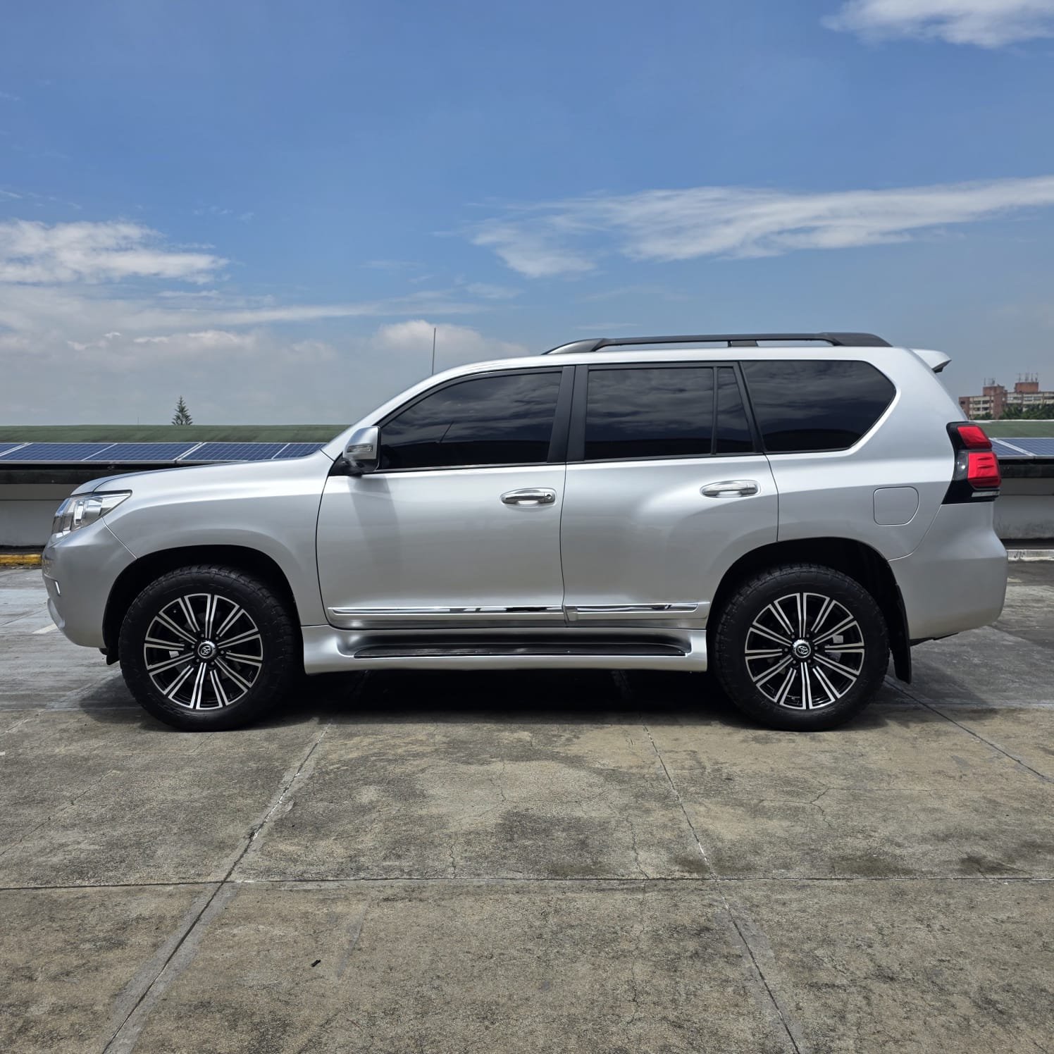 TOYOTA>LAND CRUISER PRADO TX-L 2020 - Imagen 8