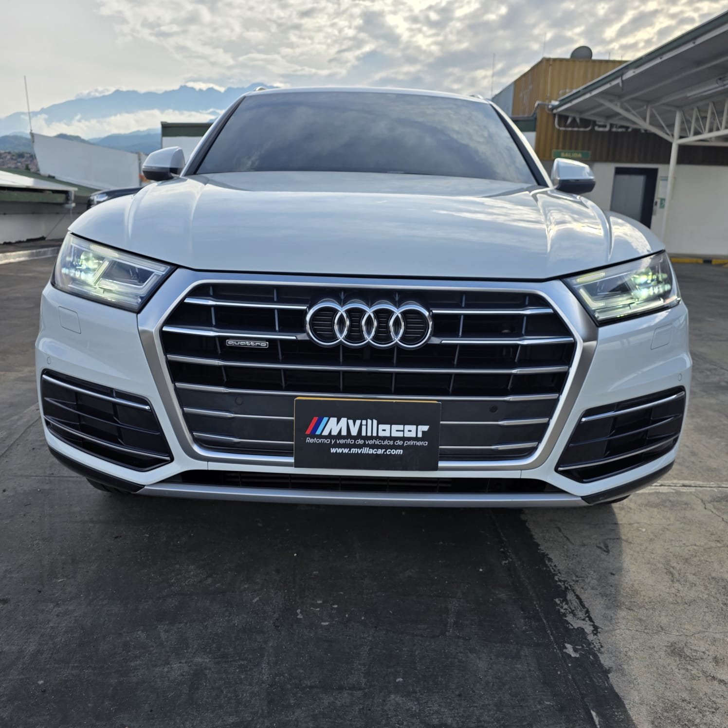 AUDI>Q5 AMBITION TFSI QUATTRO - Imagen 2