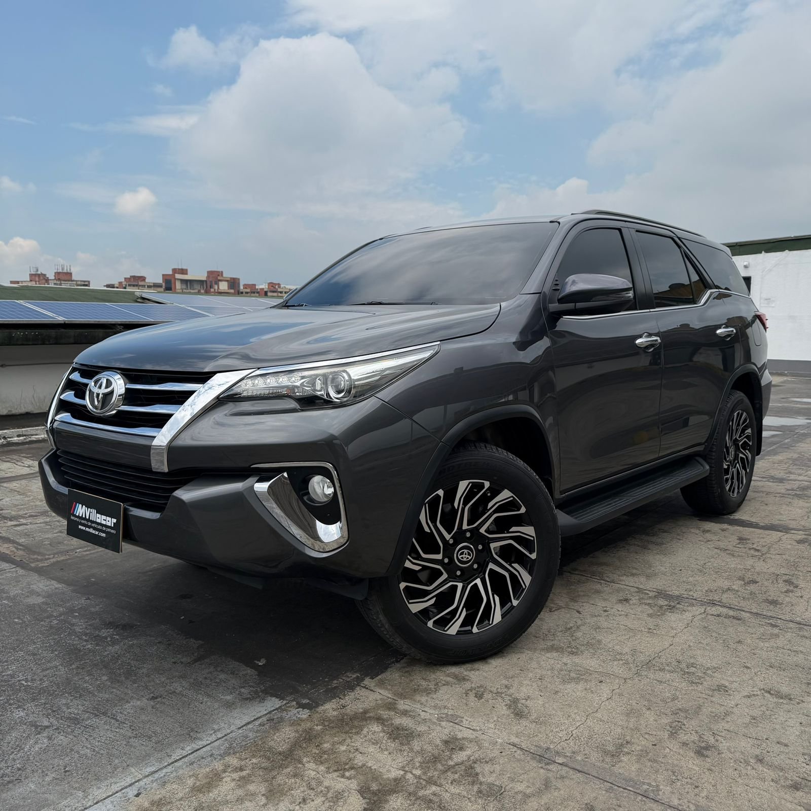 TOYOTA>Fortuner SRV 2020 Automática
