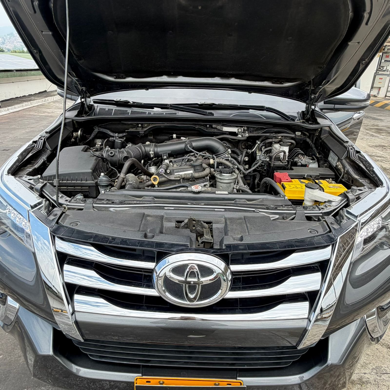 TOYOTA>Fortuner SRV 2020 Automática - Imagen 8