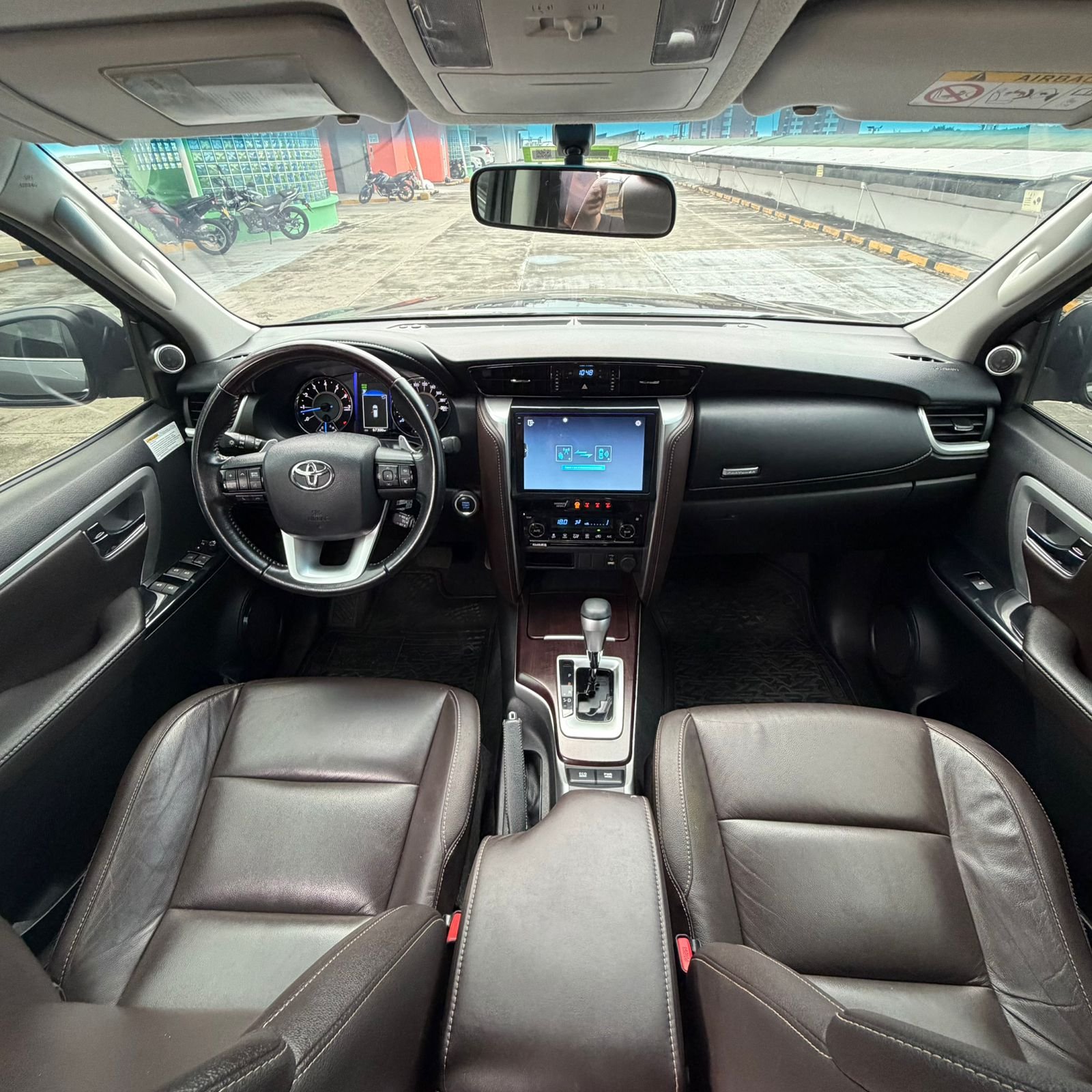 TOYOTA>Fortuner SRV 2020 Automática - Imagen 15