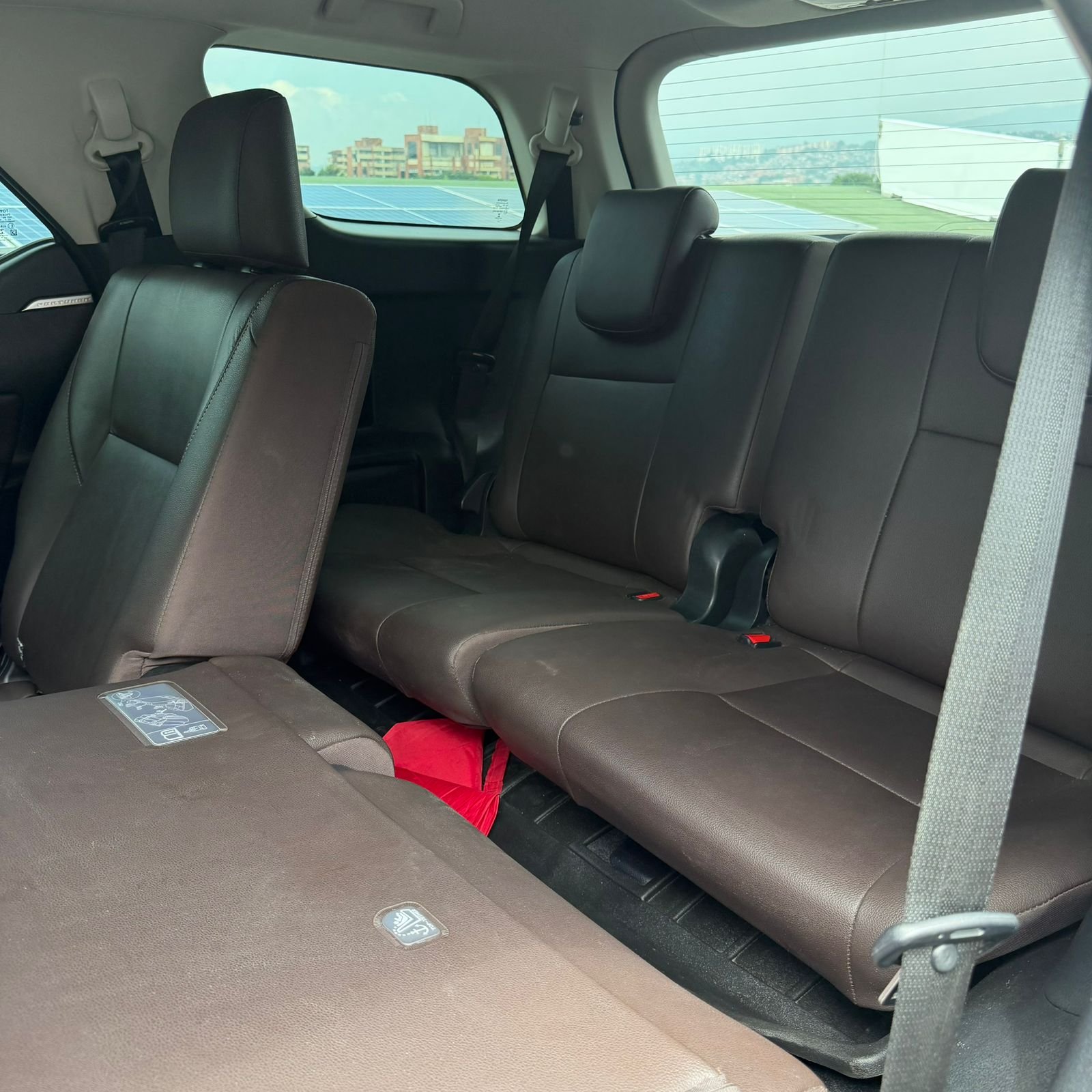 TOYOTA>Fortuner SRV 2020 Automática - Imagen 17