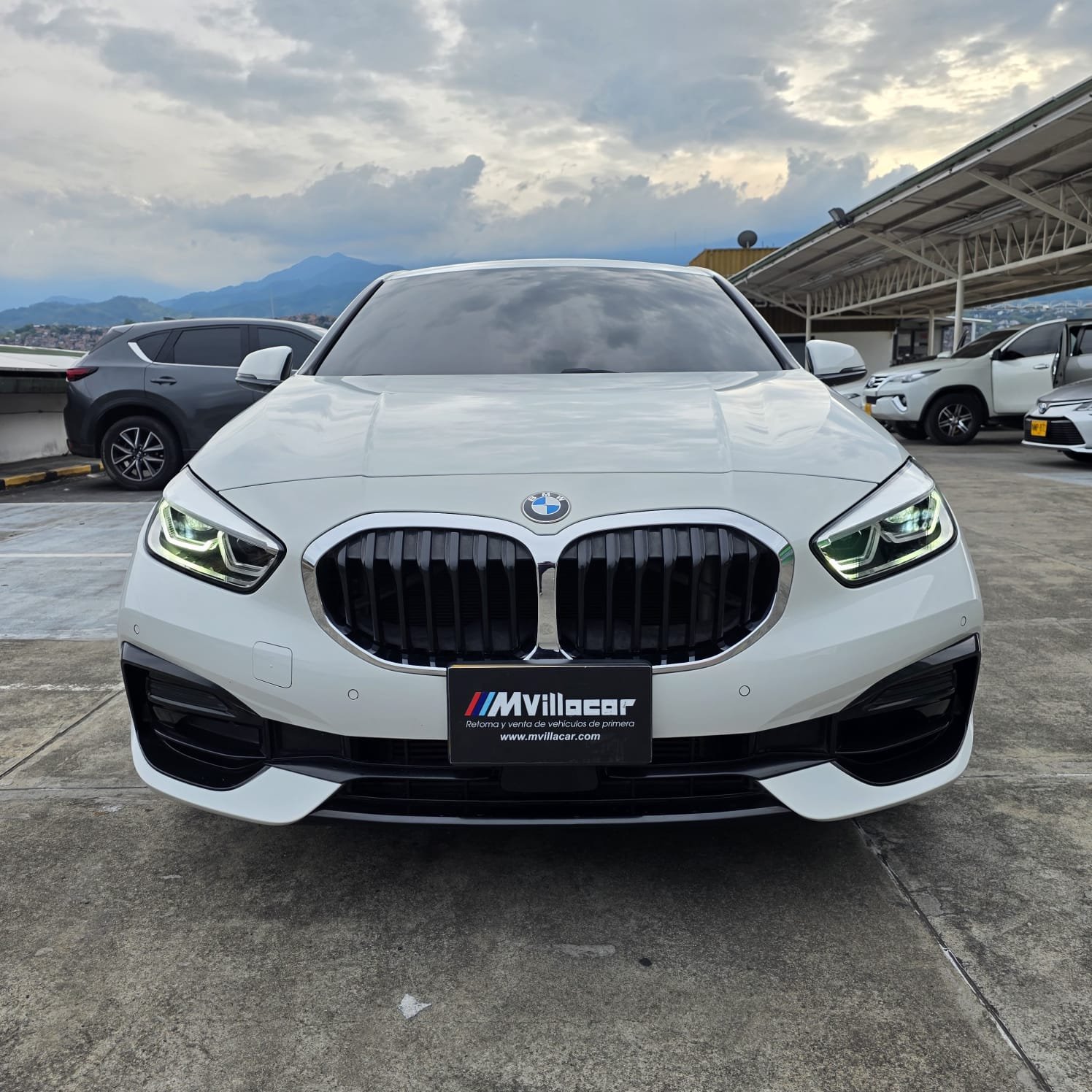 BMW> TWIN POWER TURBO 118I - Imagen 3