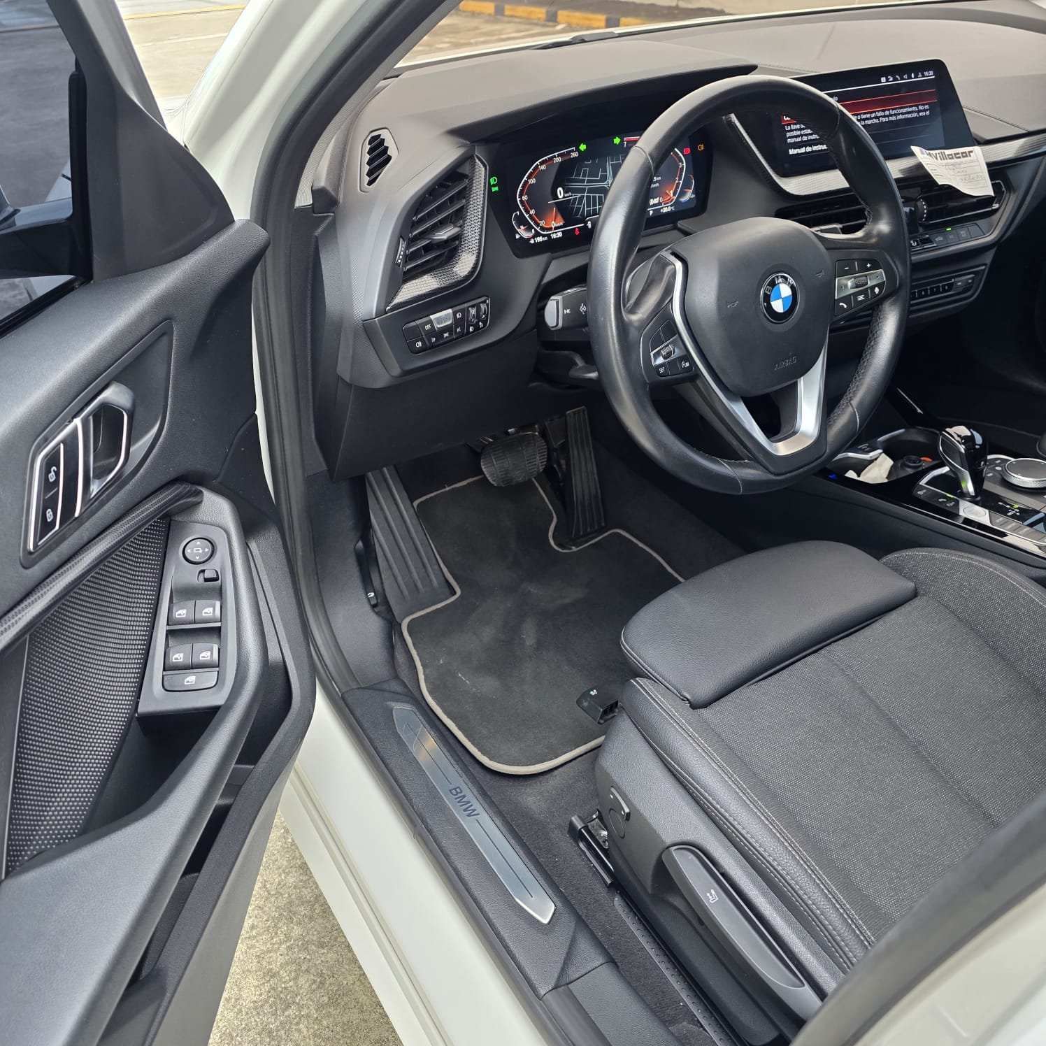 BMW> TWIN POWER TURBO 118I - Imagen 10